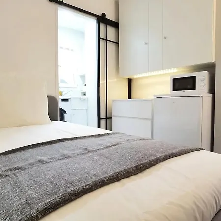 Cozy Single Flat In 16th District Elevator N16-142