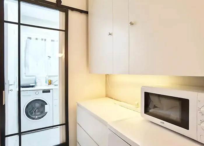 Cozy Single Flat In 16th District Elevator N16-142